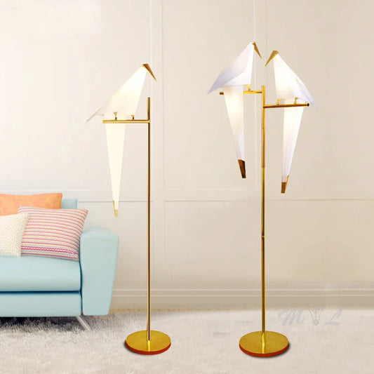 Decorbites™ Goldener Origami-Vogel-Stehlampe: Moderne Wohnraumausstattung und Leselicht