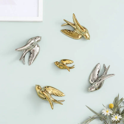 Decorbites™ Goldener Vogel-Schwalben-Skulptur Wanddekoration Dreidimensionale Handwerkskunst