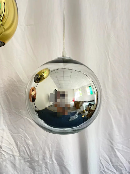 Decorbites™ Glas-Kugeln-Hängeleuchte: Moderne industrielle Beleuchtungseinrichtung