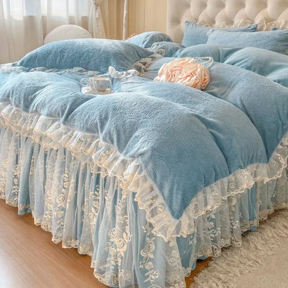 Decorbites™ Spitzen-Prinzessin-Bettwäsche-Set mit Samt-Bettrock & Steppdeckenbezug