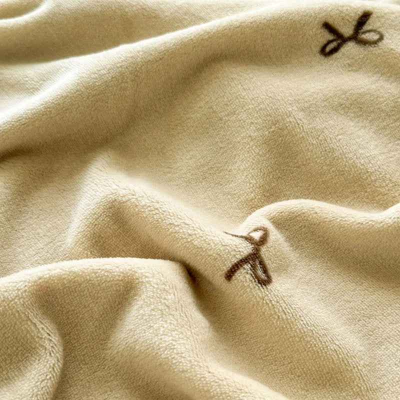 DecorBites™ Cozy Coral Fleece Blanket: Perfect for Dorm, Home, or Sofa