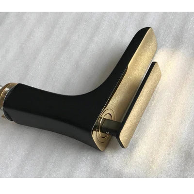 Decorbites™ Waschtischarmatur: Schwarz/Weiß Messing-Mischbatterie, Badezimmer-Waschbecken-Wasserhahn, Warm & Kalt.