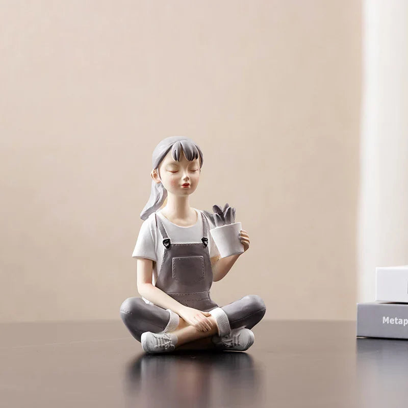Decorbites™ Kawaii-Mädchen-Figurine-Skulptur für Raumdekoration und Schreibtischaccessoires