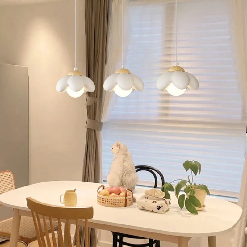 Decorbites™ Sahneblumenanhängerleuchte: Moderner nordischer Stil-Lüster für Schlafzimmer & Wohnzimmer