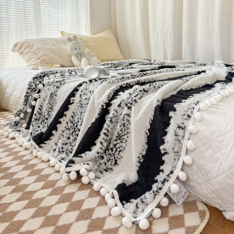 Decorbites™ Jacquard Flauschiger Ball-Spitzen-Decke | Doppelseitig Flauschig Warme Sofabezug