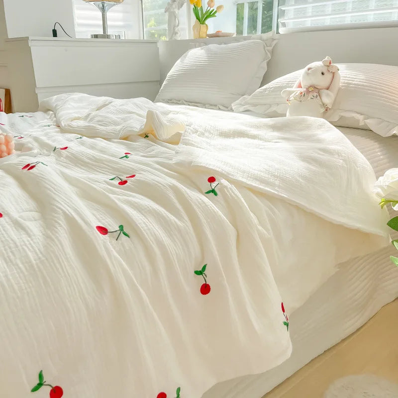 DecorBites™ Double Layer Yarn Summer Quilt: Super Soft Skin-friendly Comforter Blanket
