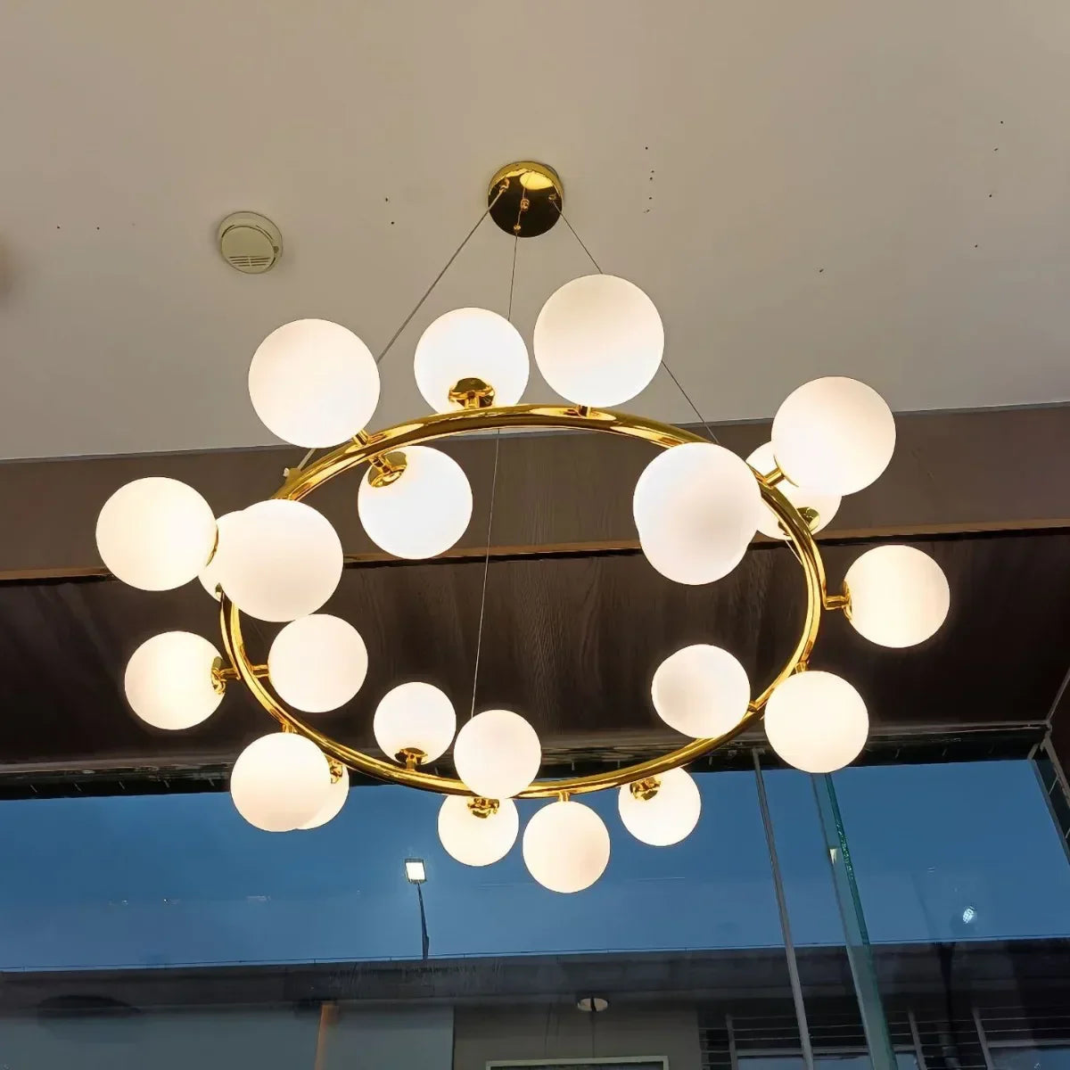 Decorbites™ Glas-Kugel-LED-Kronleuchter-Hängeleuchte für Wohn- und Esszimmer