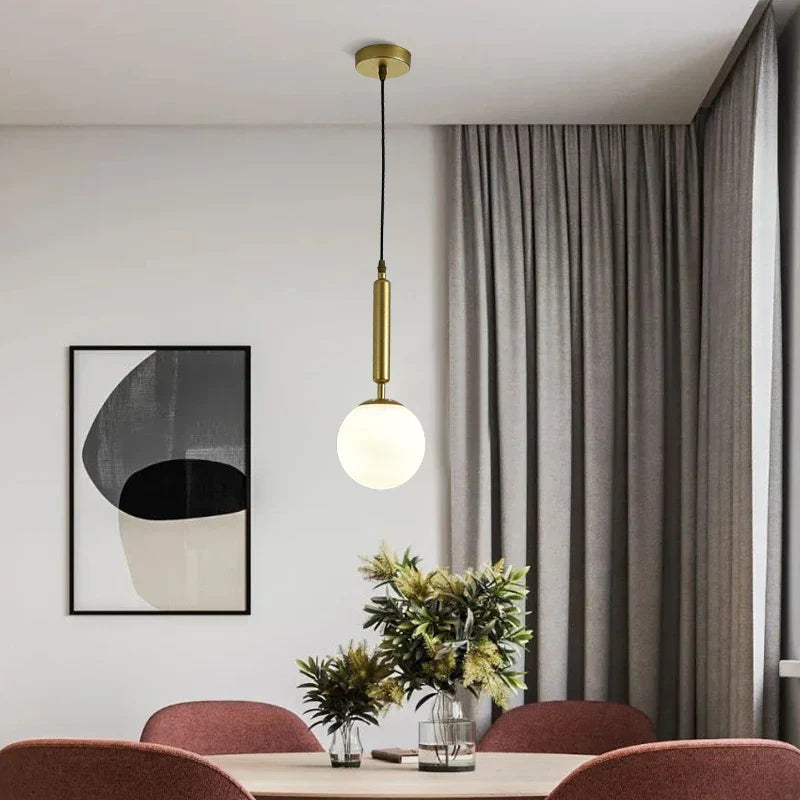 Decorbites™ Glas-Kugelleuchter | Moderne nordische LED-Hängeleuchte für Esszimmer und Bar