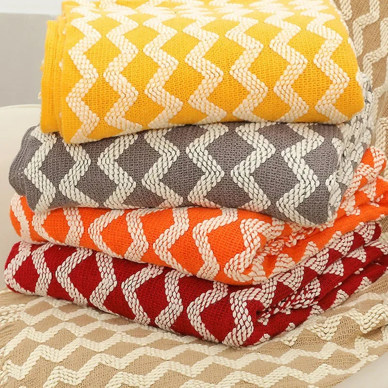 Decorbites™ Gestrickte Blanket mit Troddel-Saum: Gemütliche Wärme für Zuhause, Büro, Sofa und mehr