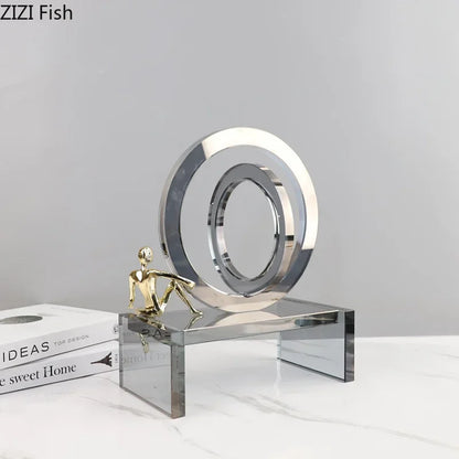 Decorbites™ Kristall Geometrischer Ring Stuhlbasen-Dekor - Goldene Figurenstatue für Raumästhetik