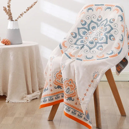 DecorBites™ Lions Bath Towel - Absorbent & Quick-Drying Cotton Towel for Adults & Kids