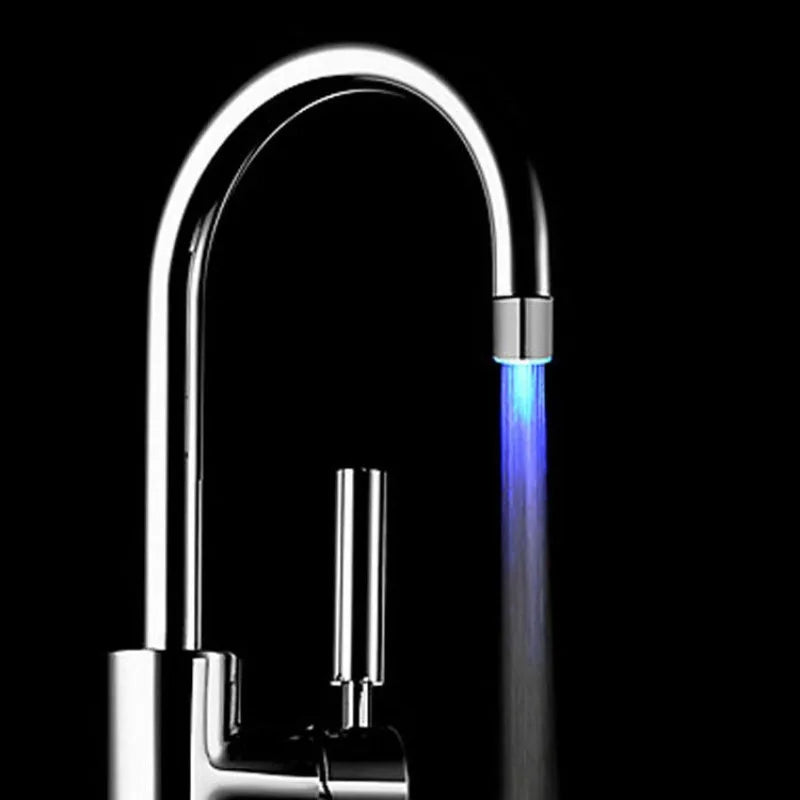 Decorbites™ LED-Wasserhahn-Aerator: Temperaturwechselndes Licht, wassersparendes Küchen- und Badezimmer-Zubehör