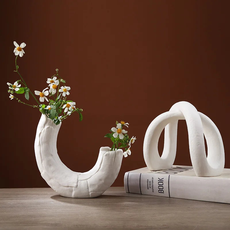 Decorbites™ Unendlichkeitssymbol Weiße Keramikskulptur - Nordisches Modernes Kunstdekor für Zuhause und Büro