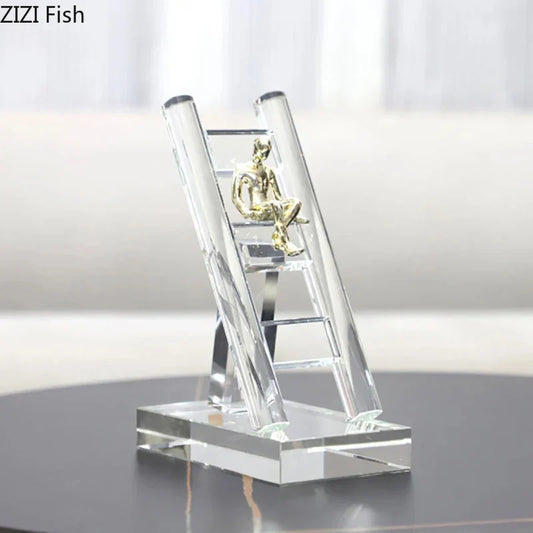 Decorbites™ Goldene Figuren Harz-Skulptur: Kreative Treppenhaus-Schreibtisch-Dekoration