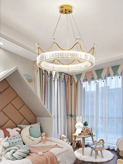 Decorbites™ Kristall-Leuchter: Nordischer LED-Luxus-Runder-Kronen-Blüten-Design für das Mädchenzimmer