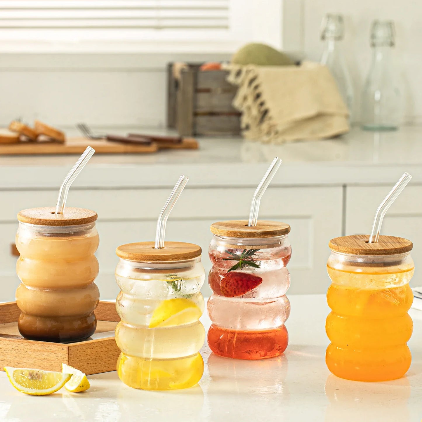 Decorbites™ Kreatives Glasbecher-Set mit Deckel und Trinkhalm – Perfekt für Partys