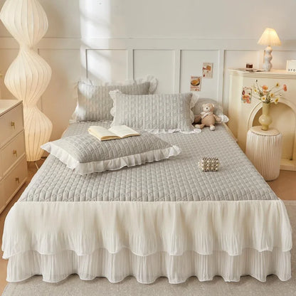 Decorbites™ Spitzen-Volants-Kühlendes Bettrock-Set mit Kissenbezügen
