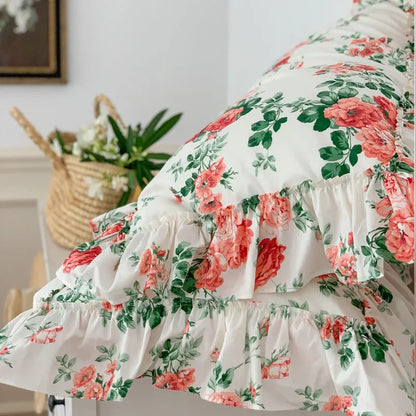 Decorbites™ Französisches Vintage-Rosen-Druck-Bettwäsche-Set mit Spitzenvolants und Leinen-Details