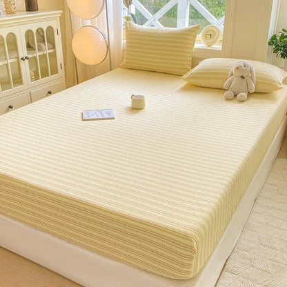 DecorBites™ Cotton Jacquard Fitted Sheet Set with 2 Pillowcases, Dustproof & Anti-Slip