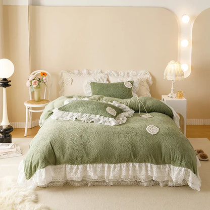 Decorbites™ Luxus-Geschnitztes Samt-Spitzen-Volants-Bettwäsche-Set mit Steppdecken-Bettrock