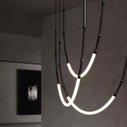 Decorbites™ Leda Black Line Kronleuchter: Stilvolles Leuchten für Ess- und Wohnzimmer; Treppenhausbeleuchtung