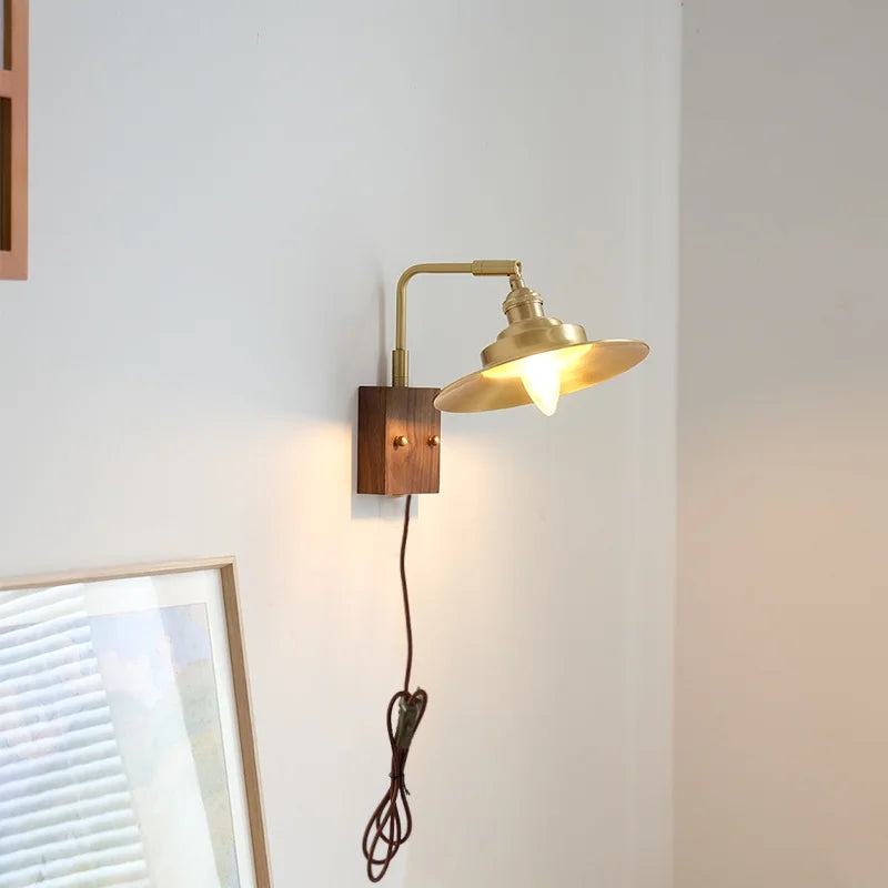 Decorbites™ LED-Wandleuchte aus Walnussholz, drehbar, Kupfer-Nachttischlampe