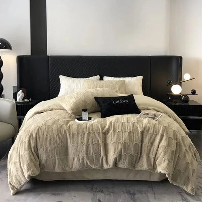 Decorbites™ Kuscheliges Kunstkaninchenfell-Bettwäsche-Set in Schwarz & Grau: Daunendecke, Laken, Kissenbezüge
