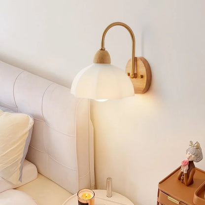 Decorbites™-Creme-LED-Holzblumen-Wandlampe, moderne Nachttischleselampe für das Schlafzimmer