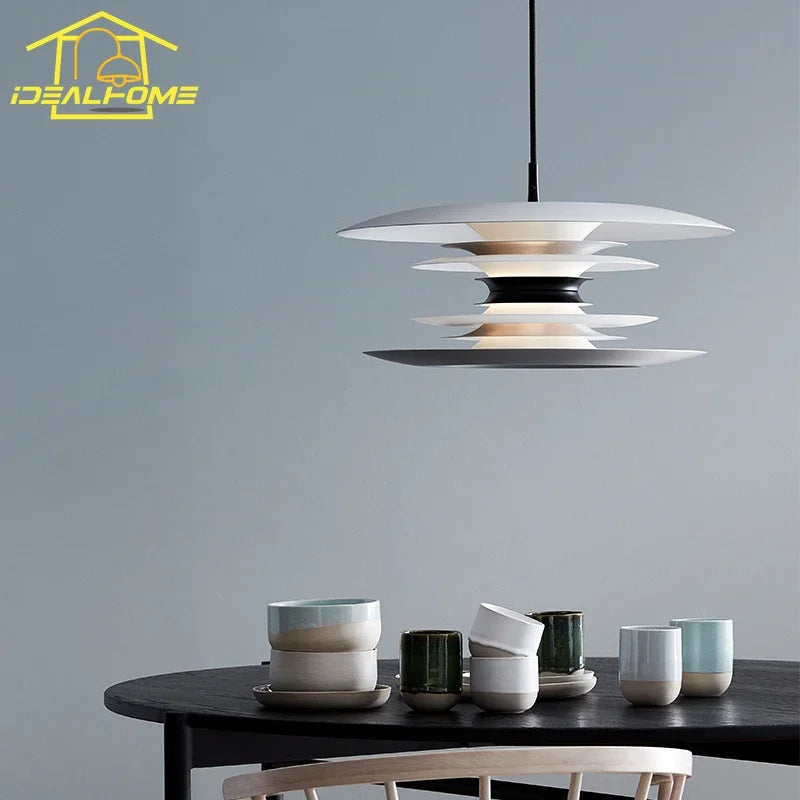 Decorbites™ Eisenkunst Fliegender Untertasse Anhängerleuchten Wohn-/Esszimmer Restaurant LED E27