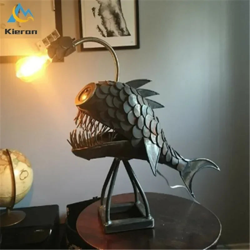Decorbites™ Laternenfisch-LED-Tischleuchte für Schlafzimmer, Arbeitszimmer und Wohnzimmer-Dekoration