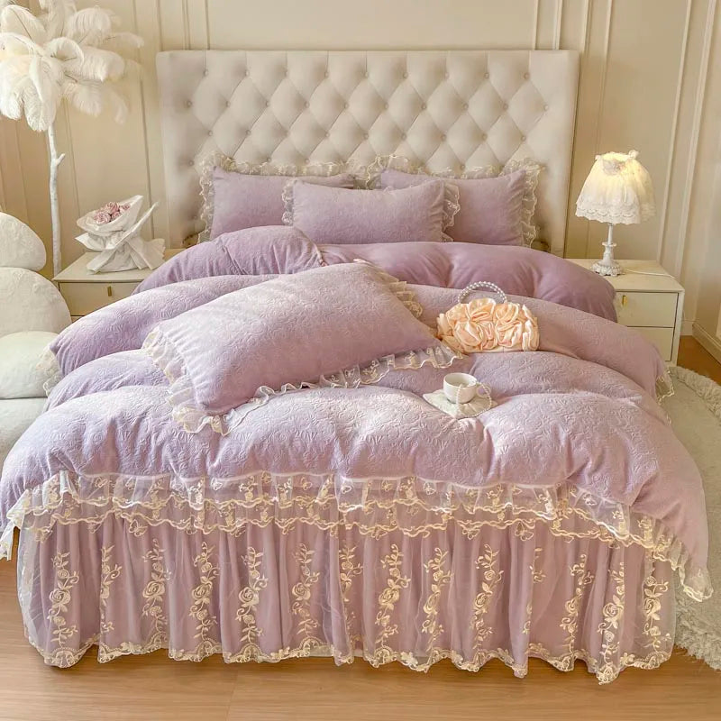 Decorbites™ Spitzen-Prinzessin-Bettwäsche-Set mit Samt-Bettrock & Steppdeckenbezug