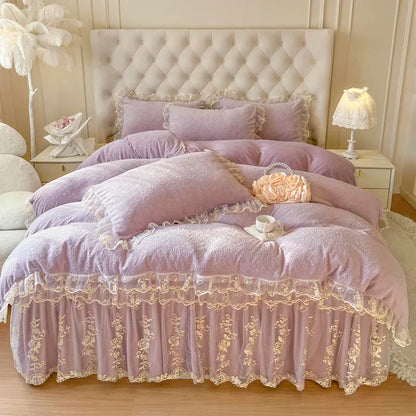 Decorbites™ Spitzen-Prinzessin-Bettwäsche-Set mit Samt-Bettrock & Steppdeckenbezug