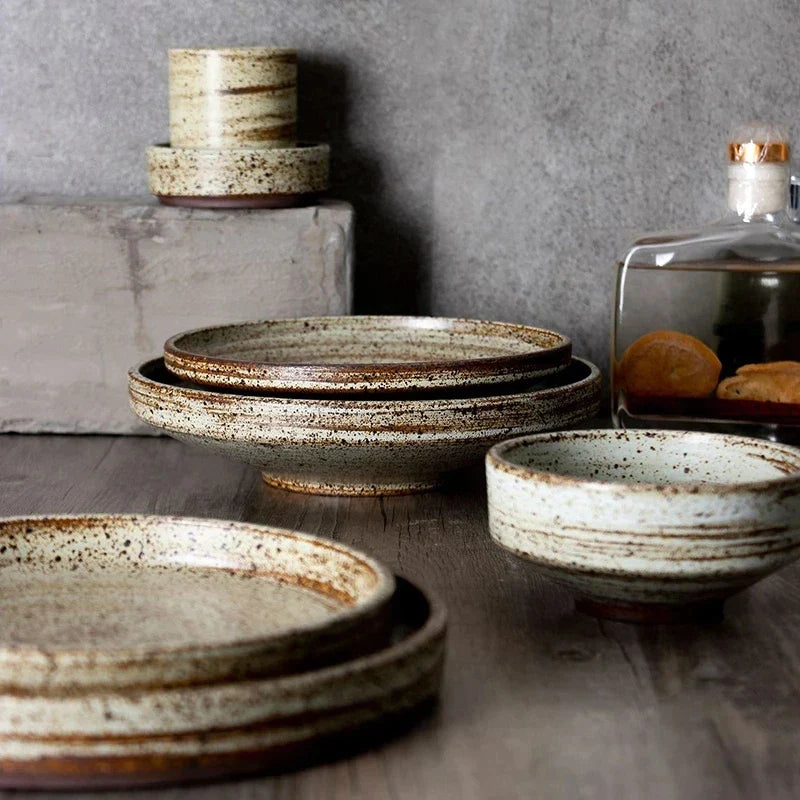 Decorbites™ Japanischer Stil Handgefertigtes Steinzeug-Essgeschirr-Set – Runde Teller und Schalen