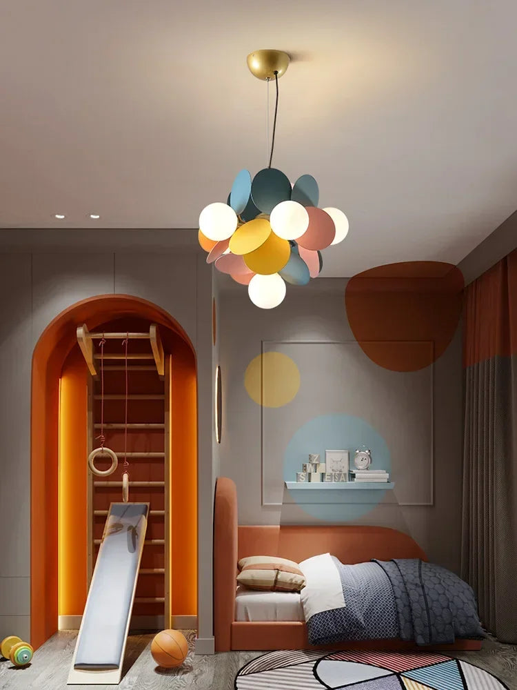 Decorbites™ Glas-Hänge-Deckenleuchte für Kinderzimmer, Wohnzimmer, Schlafzimmer – Moderner Kronleuchter & Heimdekoration