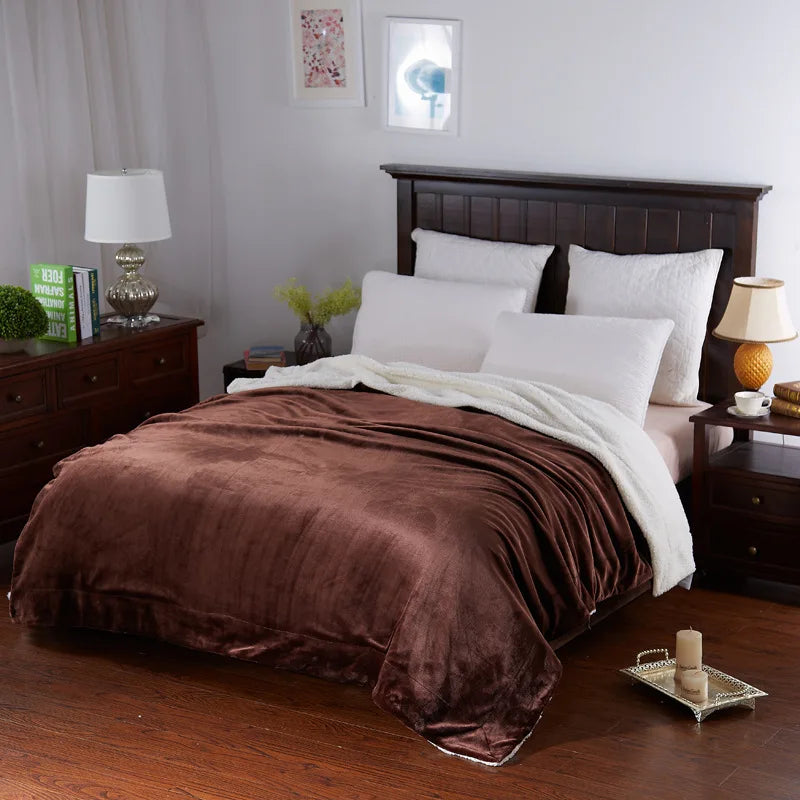 Decorbites™ Kuscheliges Plüschdecke: Weich, warm, leicht für Schlafzimmer & Sofa ganzjährig