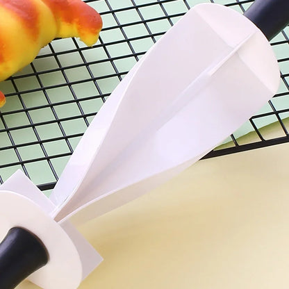DecorBites™ Croissant Bread Wheel Cutter for Baking & Kitchen - Bakery Tools
