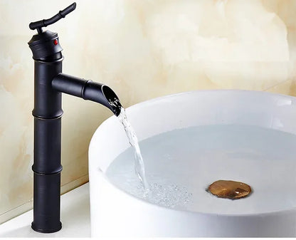 Decorbites™ Schwarze Bronze Wasserfallarmatur Bambus Badezimmer Waschtischarmatur Hoher Bogen Mischer