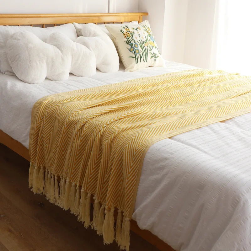DecorBites™ Geometric Knitted Blanket - Soft and Cozy Classic Decor for Home and Hotel Use
