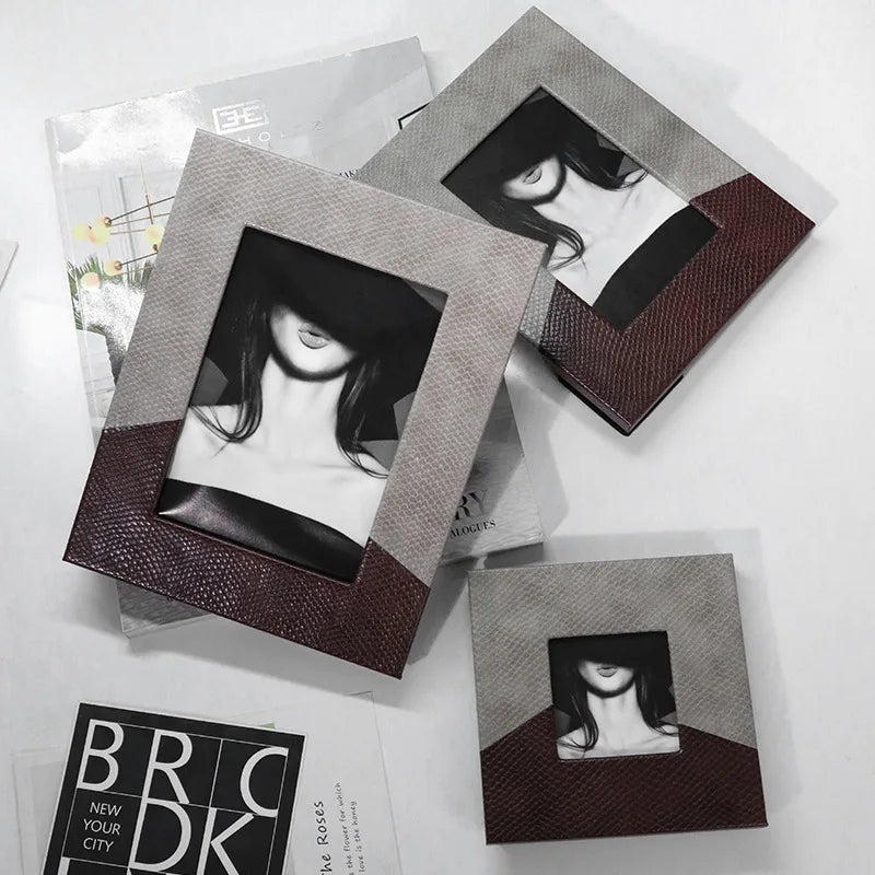 Decorbites™-Leder-Spleiß-Schreibtisch-Foto-Rahmen – Wohnaccessoire & Dekorationsgegenstand