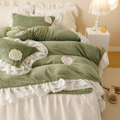Decorbites™ Luxus-Geschnitztes Samt-Spitzen-Volants-Bettwäsche-Set mit Steppdecken-Bettrock