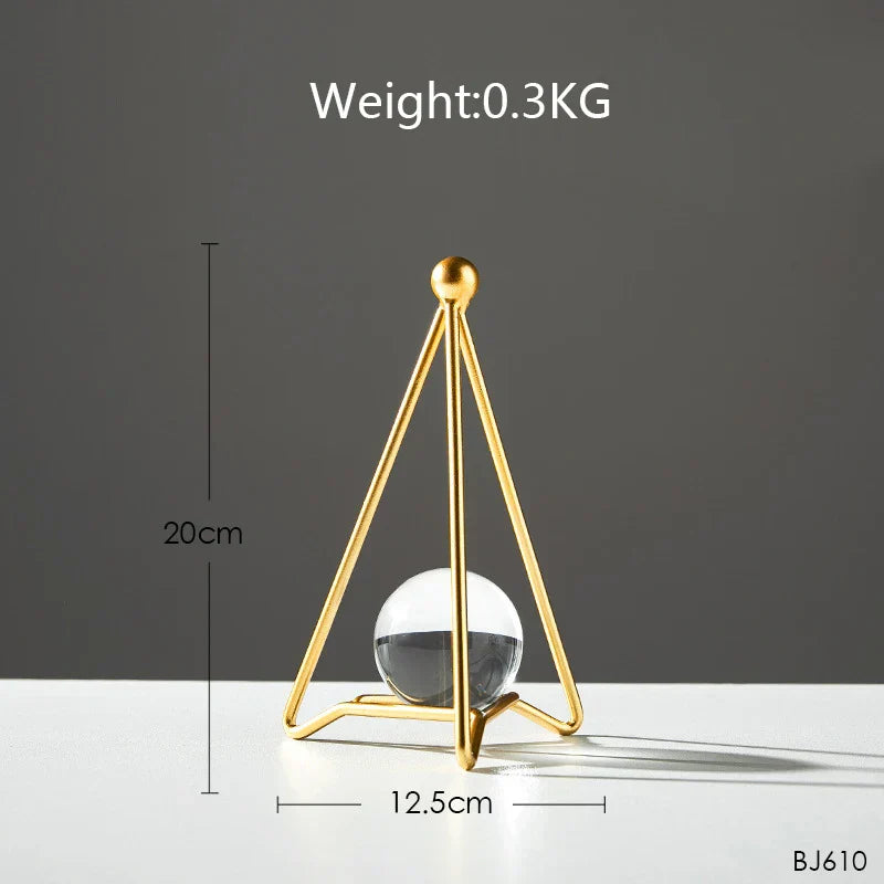 Decorbites™ Kristallkugel-Dekorationen: Nordisches Light-Luxus-Modernes Metall-Dekor für Zuhause und TV-Schrank