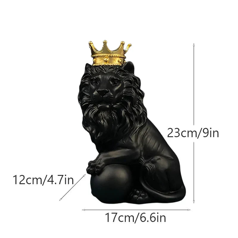 Decorbites™ Goldene Krone Löwenkönig Statue 17 cm Höhe Nordische Handwerkskunst Dekoration für Zuhause und Büro
