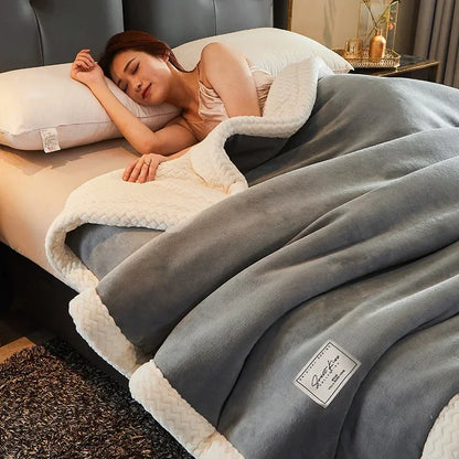 Decorbites™ Gemütliche Winter-Fleece-Decke | Queen-Größe Weiche & Warme Daunensteppdecke
