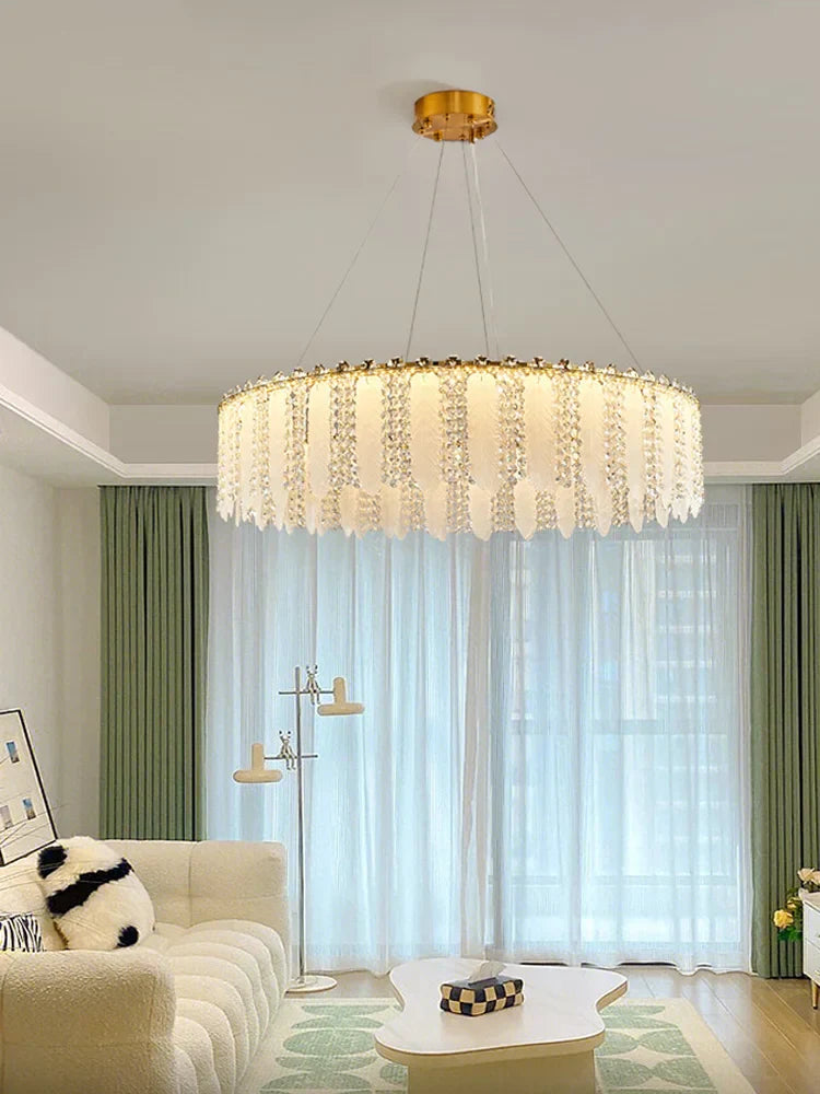 Decorbites™ Französische Creme-Wind-Kristall-Leuchter 2024 - Moderne & Romantische Beleuchtung für Wohnzimmer, Schlafzimmer, Esszimmer