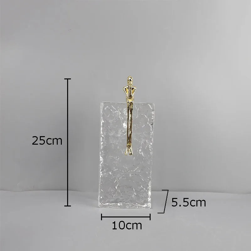 Decorbites™ Goldener Denker-Eiskristall-Skulptur: Abstrakte Figur auf Kristallbasis