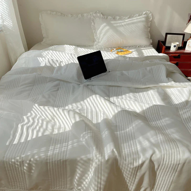 Ruffled Summer Quilt Set