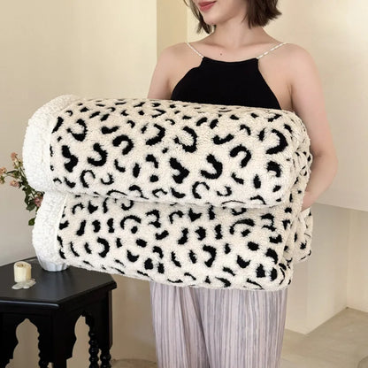 Decorbites™ Leopard-Muster-Doppellagige Woll-Decke – Unwiderstehlich Weich & Warm