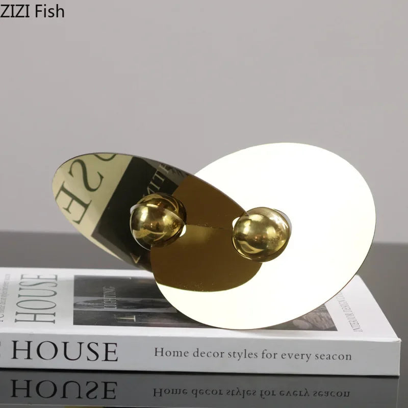 Decorbites™ Geometrische Kreis-Skulptur: Moderne Metall-Tischdekoration für die Raumästhetik