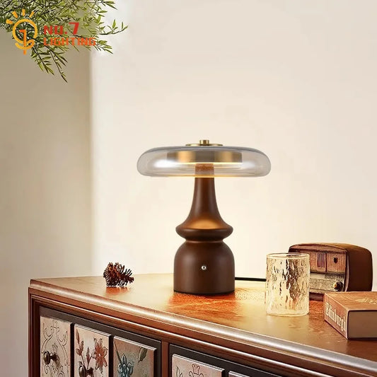 Decorbites™ Gold-Lustre-Holztischlampe LED – Luxuriöses Retro-Mittelalterliches Design