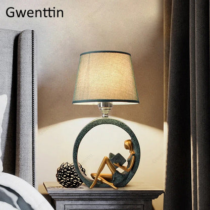 Decorbites™ Gitarrenmädchen-Tischleuchte für Schlafzimmer und Schreibtisch - Nordisches Wohnaccessoire